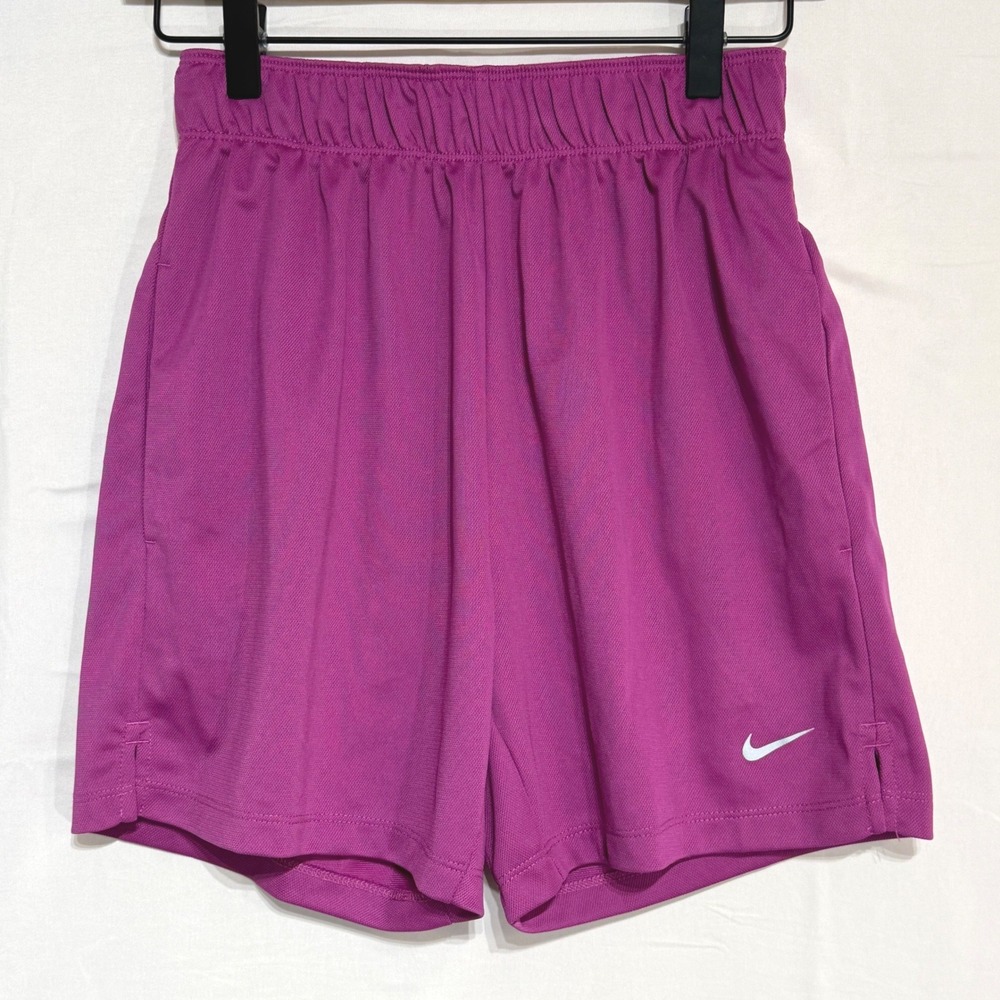 NEW Nike Attack Women's Dri-FIT Fitness Mid-Rise 5" Unlined Shorts‎ Size XS